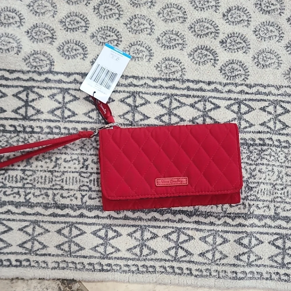 Vera Bradley  RFID Smartphone Wristlet Tango Red Wallet.